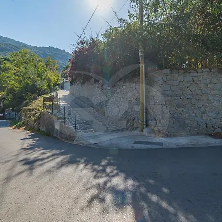 Casa Marida Tra Cotoncello E - Goelba *