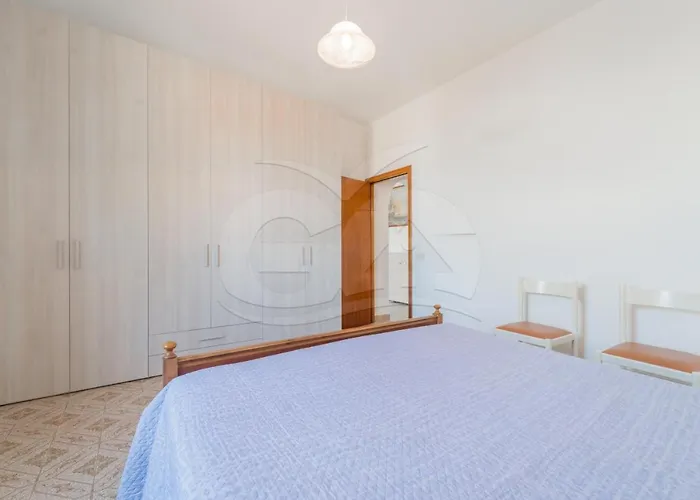 Casa Marida Tra Cotoncello E - Goelba Vakantiehuis *